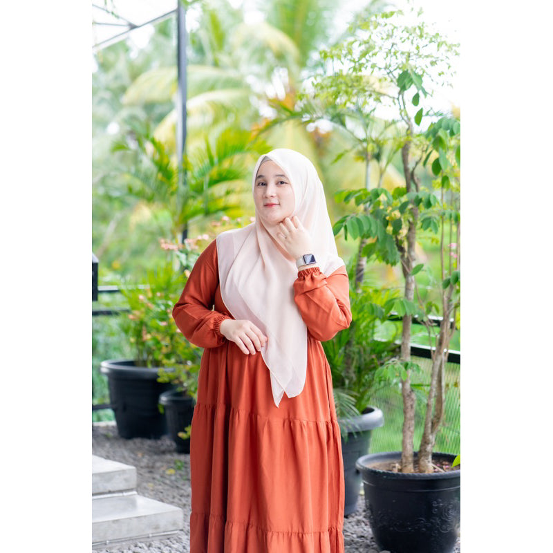 Sienna Dress - Nameera Style | Gamis Rayon Basic Premium, Adem, Busui Friendly